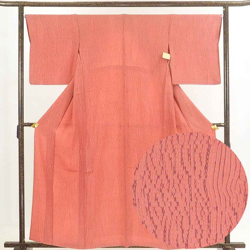 リサイクル着物 小紋 ピンク地 絞り 単衣 正絹 着物 レディース 初夏・初秋用 シルク ピンク 裄Lサイズ リユース身丈162cm 裄67cm 前幅24cm 後幅30cm 袖丈49cm【ランクB】