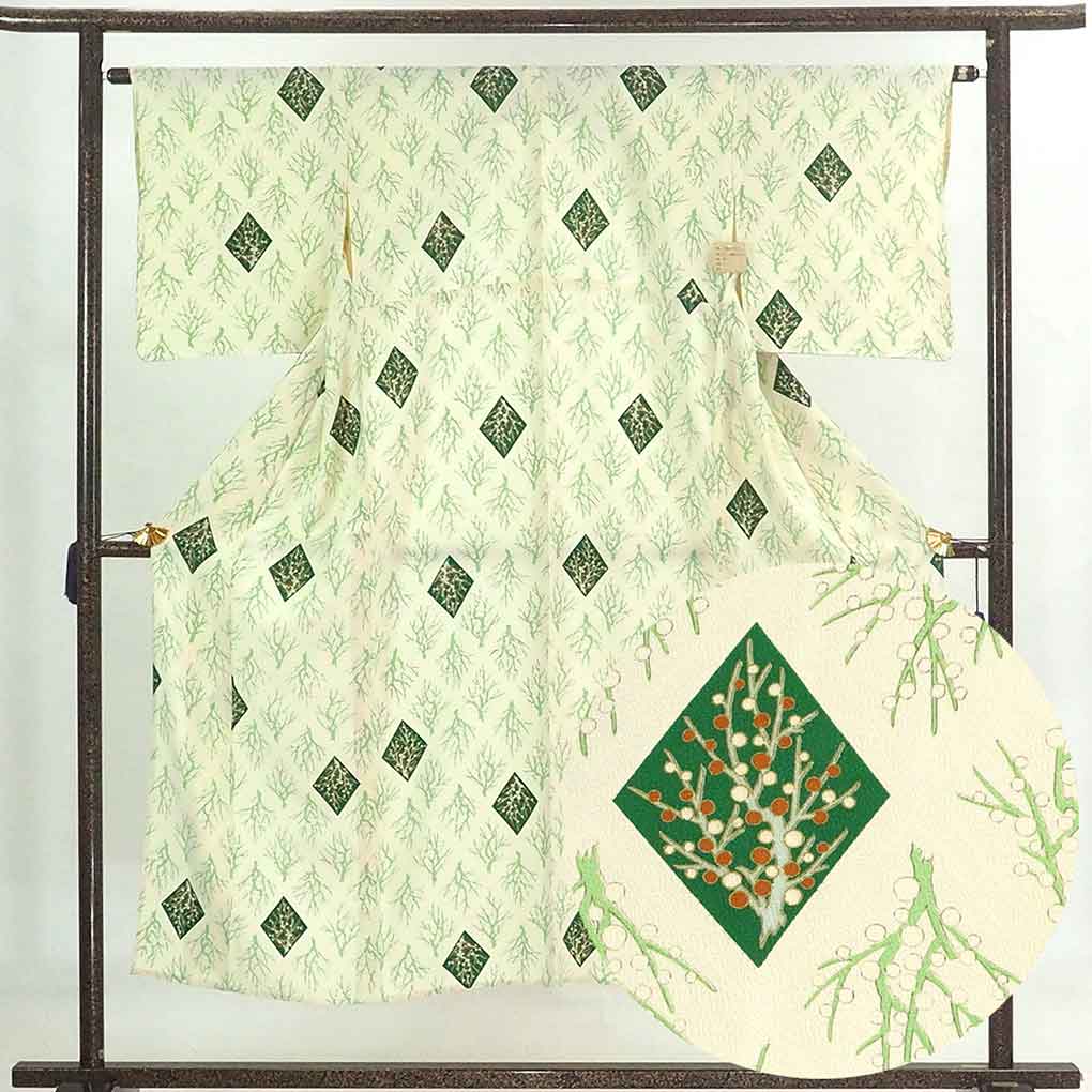 リサイクル着物 小紋 薄黄色地 木立柄 単衣 正絹 着物 レディース 初夏・初秋用 シルク イエロー 裄Mサイズ リユース身丈150cm 裄63cm 前幅24cm 後幅30.5cm 袖丈46cm【ランクA】