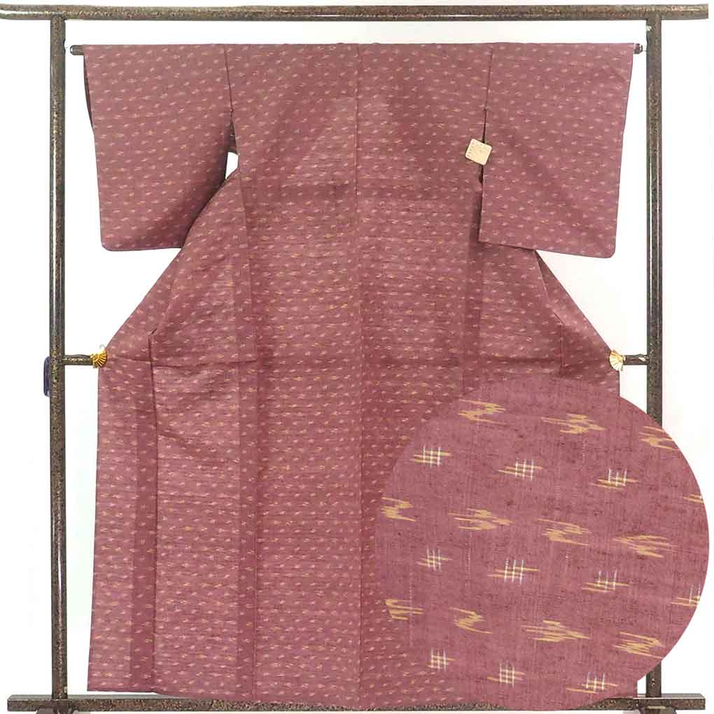 リサイクル着物 紬 茶ローズ地 ツバメ柄 単衣 正絹 着物 レディース 初夏・初秋用 シルク ブラウン 裄Mサイズ リユース身丈160cm 裄64cm 前幅25cm 後幅30cm 袖丈53cm【ランクA】