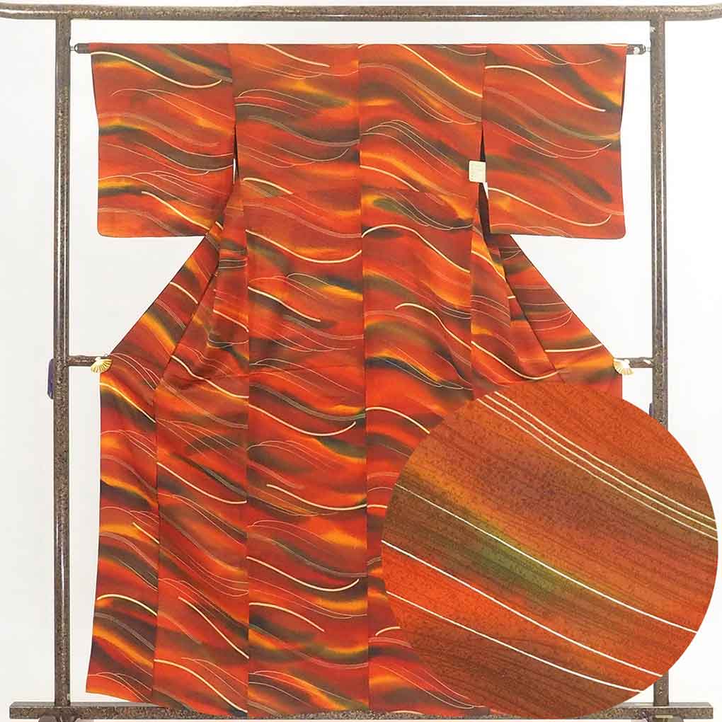 リサイクル着物 小紋 茶オレンジ地 連続模様 単衣 正絹 着物 レディース 初夏・初秋用 シルク ブラウン 裄Mサイズ リユース身丈160cm 裄63cm 前幅23cm 後幅29cm 袖丈47cm【ランクA】