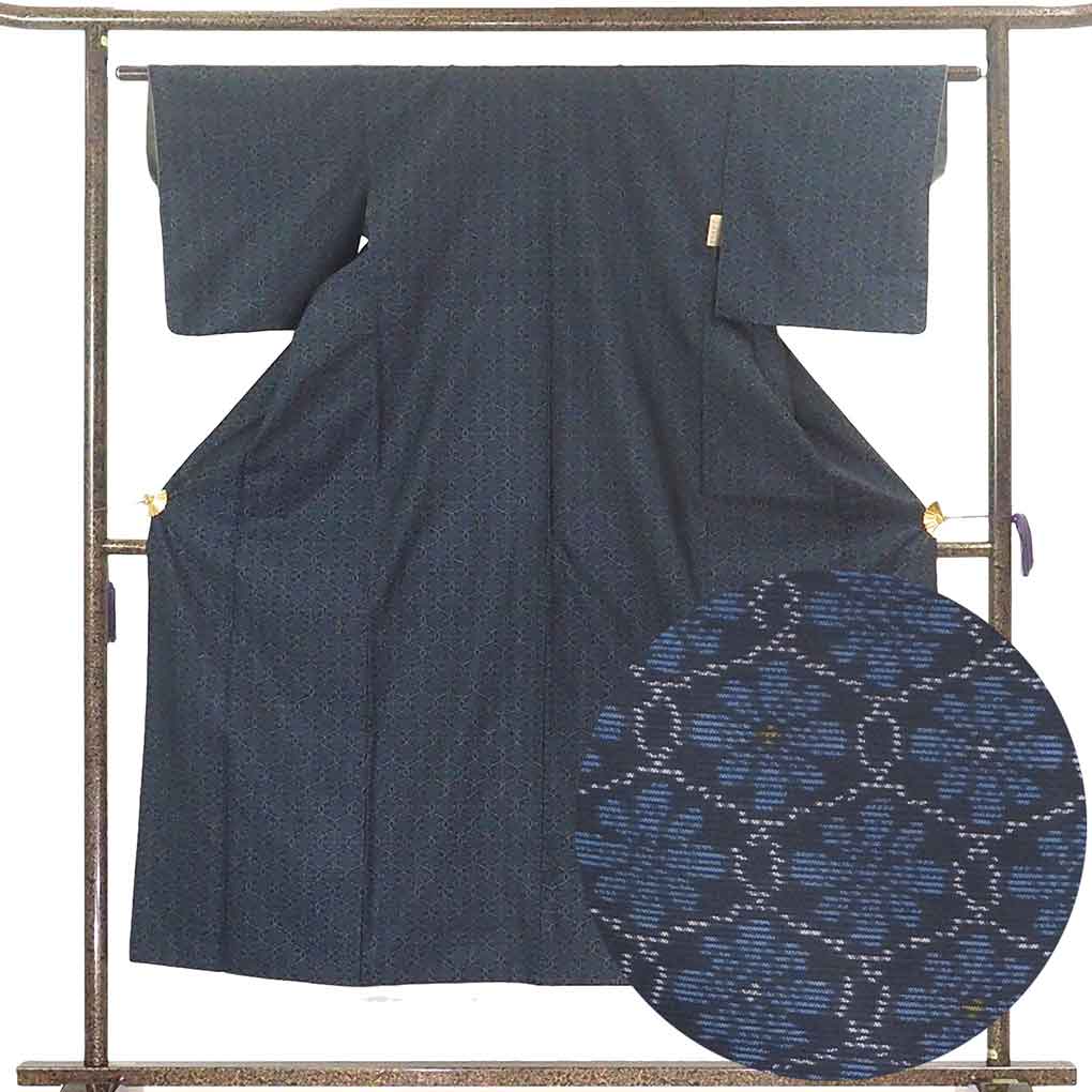 397 着物リメイク チュニック 正絹黒無地・大島紬 397 着物リメイク チュニック 正絹黒無地・大島紬 - メルカリ