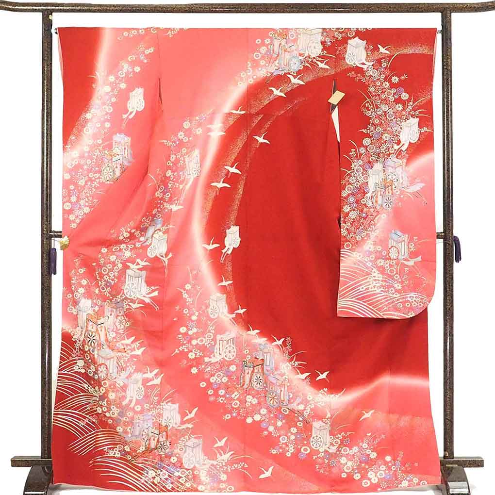 リサイクル 振袖 着物 身丈172cm 裄66cm 前幅23cm 後幅30.5cm 袖丈104cm 袖幅35cm レディース 袷 御所車 裄長 裄M-Lサイズ 秋冬春用 正絹（シルク）赤地 トールサイズ 美品 リサイクル リメイク リユース【ランクA】