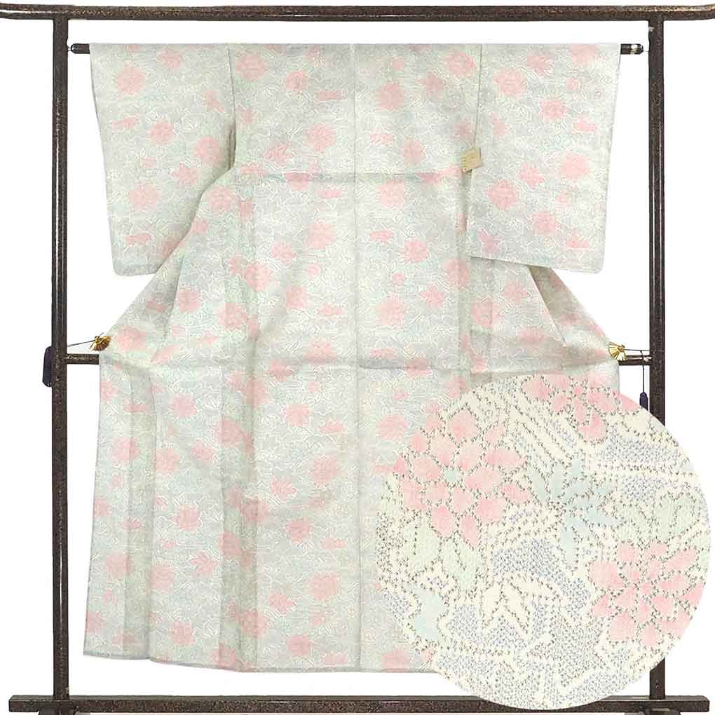 リサイクル 紬 着物 身丈155cm 裄62.6cm 前幅23cm 後幅29cm 袖丈57cm 袖幅32.5cm レディース 花柄 夏用 正絹（シルク）白地 美品 リサイクル リメイク リユース【ランクA】