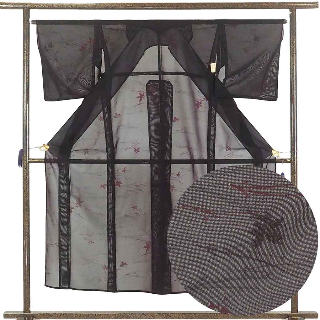 リサイクル 小紋 着物 身丈150cm 裄65cm 前幅24cm 後幅30.5cm 袖丈46cm 袖幅33cm レディース 松葉 裄Mサイズ 夏用 正絹（シルク）黒地 やや難 リサイクル リメイク リユース【ランクB】