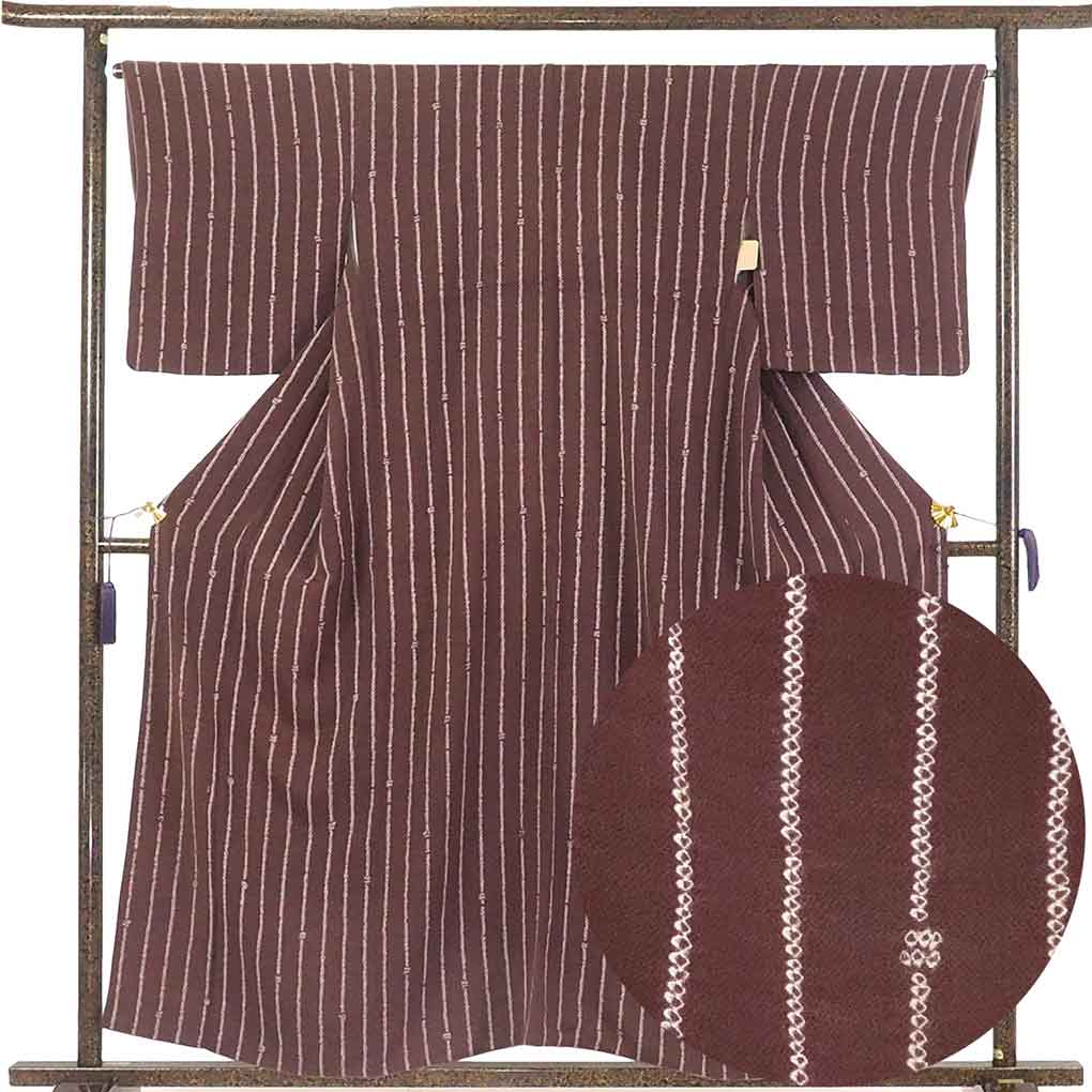 リサイクル 小紋 着物 身丈158cm 裄67cm 前幅23.5cm 後幅30cm 袖丈49cm 袖幅33.5cm レディース 袷 鹿の子 裄長 裄Lサイズ 秋冬春用 正絹（シルク） ブラウン 難有り リサイクル リメイク リユース【ランクC】