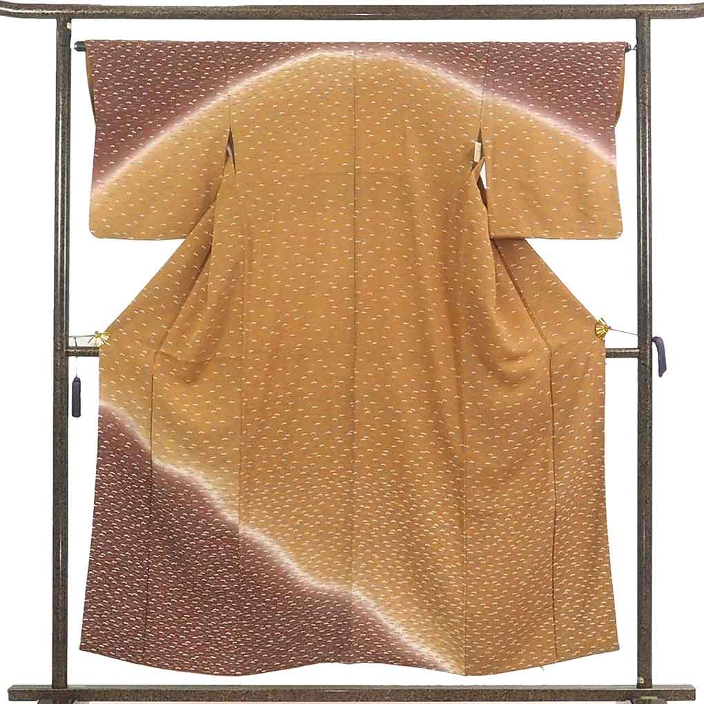 訪問着 リサイクル着物 身丈155cm 裄65cm 前幅23cm 後幅29cm 袖丈49cm 袖幅33cm レディース 袷 ぼかし 裄Mサイズ 秋冬春用 正絹（シルク）ブラウン 美品 リメイク リユース【ランクA】