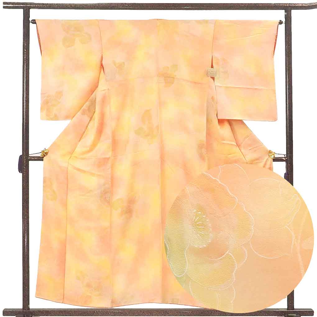 小紋 リサイクル着物 身丈156cm 裄65cm 前幅26cm 後幅28cm 袖丈55cm 袖幅33cm レディース 袷 地紋起こし 裄Mサイズ 秋冬春用 正絹（シルク）オレンジ 美品 リメイク リユース【ランクA】