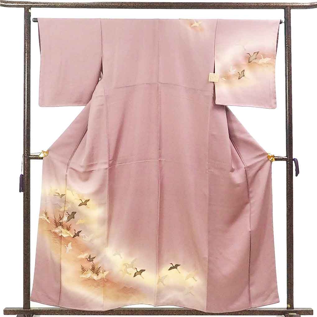 訪問着 リサイクル着物 身丈158cm 裄65cm 前幅24.5cm 後幅30cm 袖丈49cm 袖幅33.5cm レディース 袷 鶴 裄Mサイズ 秋冬春用 正絹（シルク）ピンク 未使用品 リメイク リユース【ランクS】