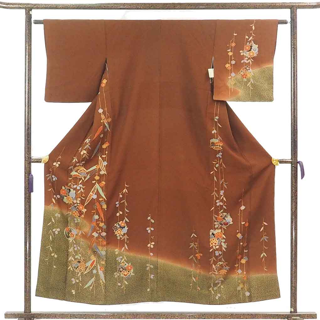 訪問着 リサイクル着物 身丈154cm 裄62cm 前幅23cm 後幅28.5cm 袖丈45cm 袖幅32cm レディース 袷 花柄 裄Sサイズ 秋冬春用 正絹（シルク）ブラウン やや難 リメイク リユース【ランクB】