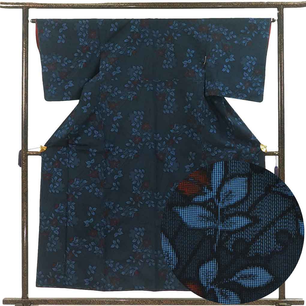 紬 リサイクル着物 身丈157cm 裄64cm 前幅22cm 後幅28cm 袖丈49cm 袖幅33cm レディース 袷 花柄 裄Mサイズ 秋冬春用 正絹（シルク）ネイビー 未使用品 リメイク リユース【ランクS】