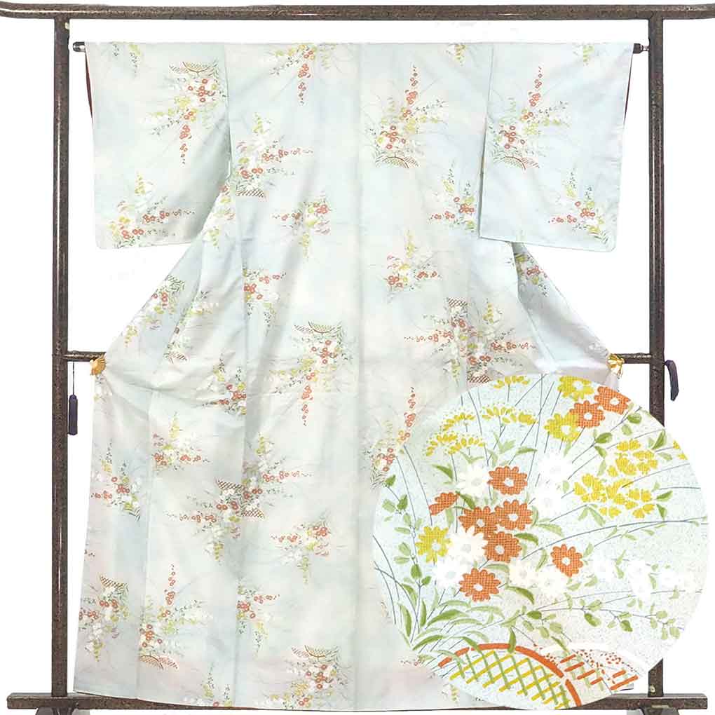 小紋 リサイクル着物 身丈161cm 裄64cm 前幅23cm 後幅28.5cm 袖丈51cm 袖幅32cm レディース 袷 花柄 裄Mサイズ 秋冬春用 正絹（シルク）ブルー 未使用品 リメイク リユース【ランクS】