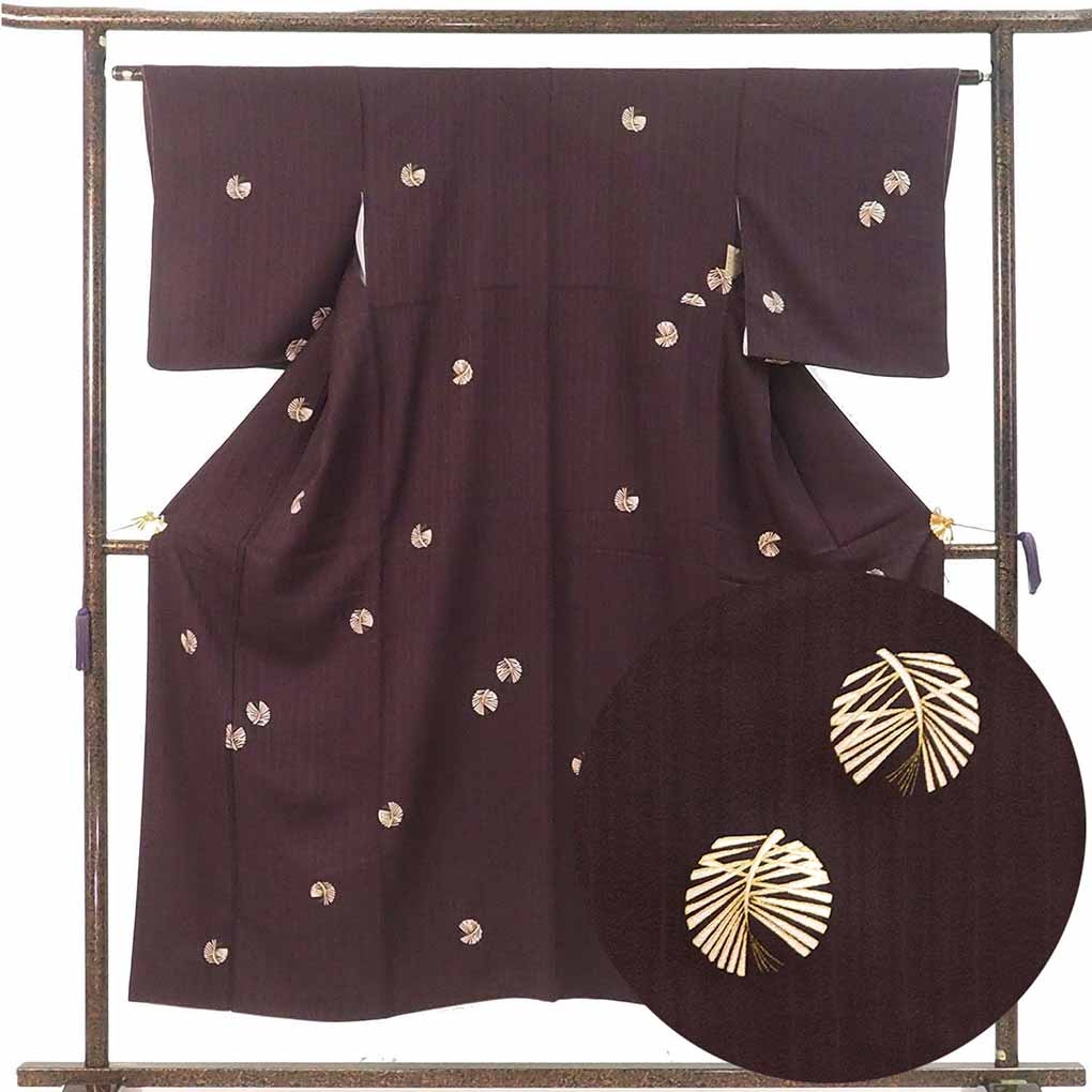 小紋 リサイクル着物 身丈150cm 裄63cm 前幅24cm 後幅29cm 袖丈49cm 袖幅32cm レディース 袷 松葉 裄Mサイズ 秋冬春用 正絹（シルク）パープル やや難 リメイク リユース【ランクB】
