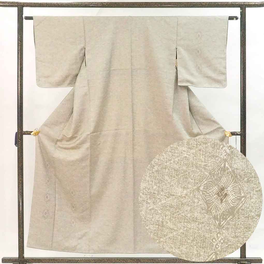 付下 リサイクル着物 身丈155cm 裄61cm 前幅23.5cm 後幅29.5cm 袖丈47cm 袖幅31cm レディース 袷 菱形 裄Sサイズ 秋冬春用 正絹（シルク）グレー 未使用品 リメイク リユース【ランクS】