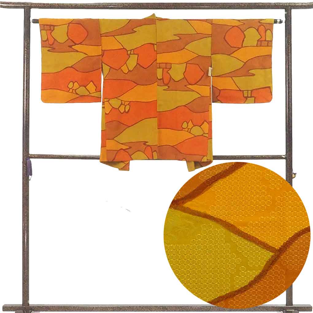 羽織 リサイクル着物 羽織丈78cm 裄63cm 袖丈47cm 袖幅32.5cm レディース 袷 抽象柄 裄Mサイズ 秋冬春用 正絹（シルク）オレンジ 未使用品 リメイク リユース【ランクS】