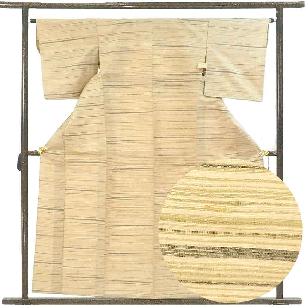 紬 リサイクル着物 身丈160cm 裄64cm 前幅24cm 後幅30cm 袖丈49cm 袖幅32cm レディース 単衣 横段柄 裄Mサイズ 初夏・初秋用 正絹（シルク）ブラウン やや難 リメイク リユース【ランクB】