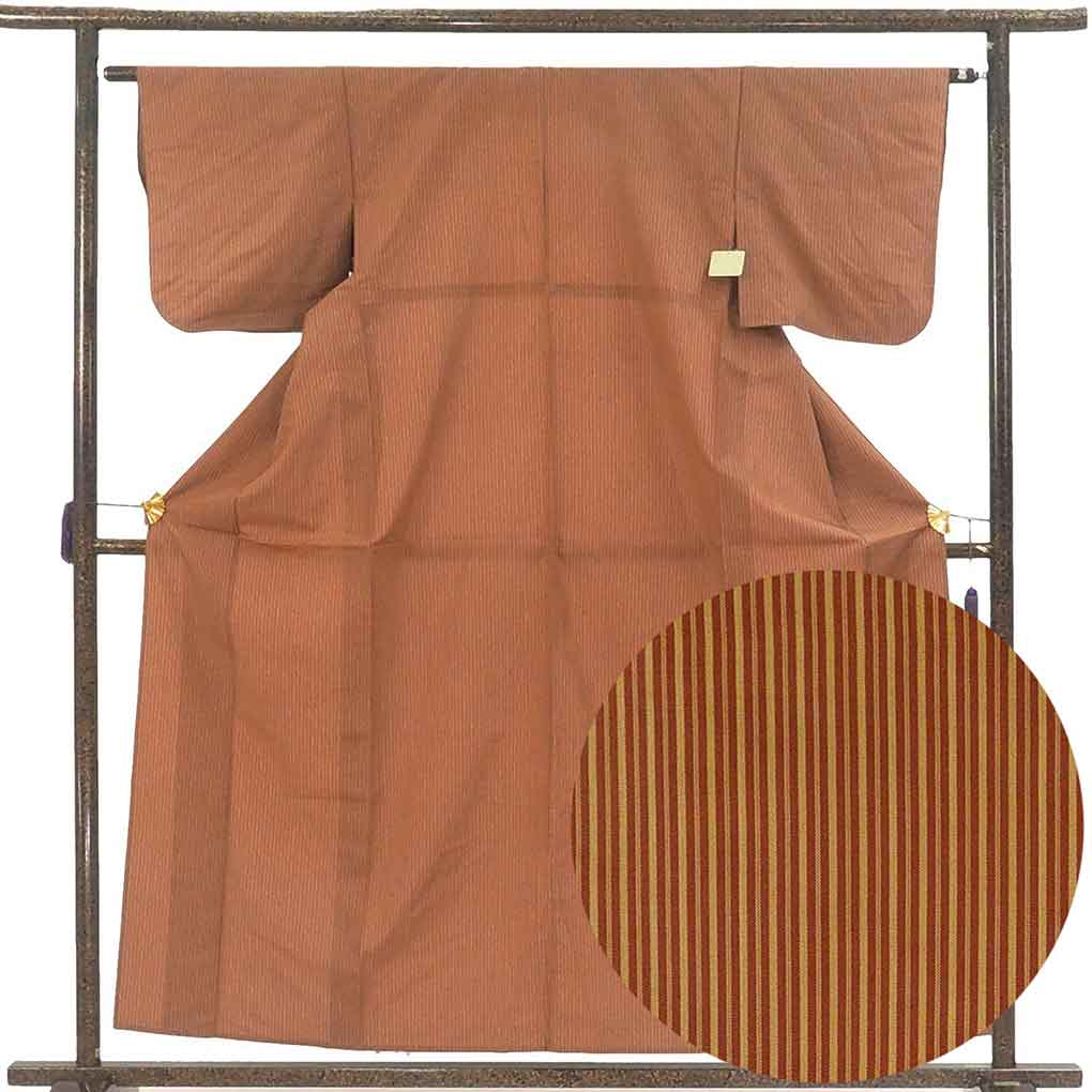 紬 リサイクル着物 身丈159cm 裄62cm 前幅23cm 後幅31cm 袖丈45cm 袖幅32cm レディース 単衣 縞 裄Sサイズ 初夏・初秋用 正絹（シルク）ブラウン 美品 リメイク リユース【ランクA】