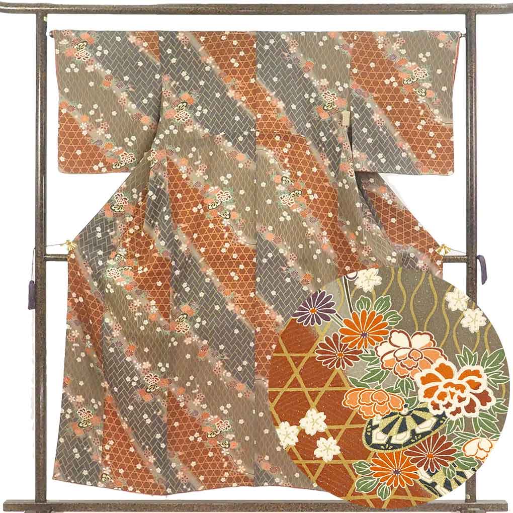 小紋 リサイクル着物 身丈155cm 裄66cm 前幅23cm 後幅30cm 袖丈49cm 袖幅34cm レディース 袷 花柄 裄長 裄M-Lサイズ 秋冬春用 正絹（シルク）ブラウン 未使用品 リメイク リユース【ランクS】