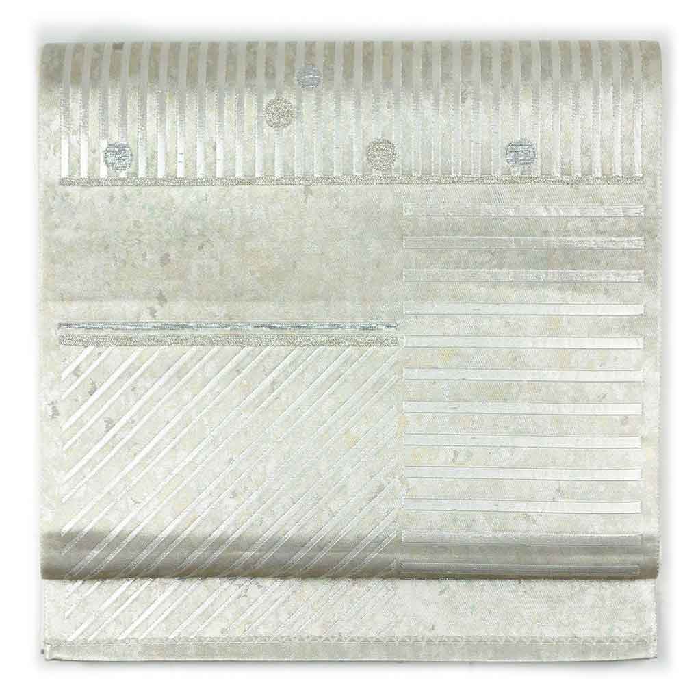 袋帯 リサイクル帯 幅31cm 長さ439cm レディース 連続模様 秋冬春用 正絹（シルク）シルバー 美品 リメイク リユース【ランクA】