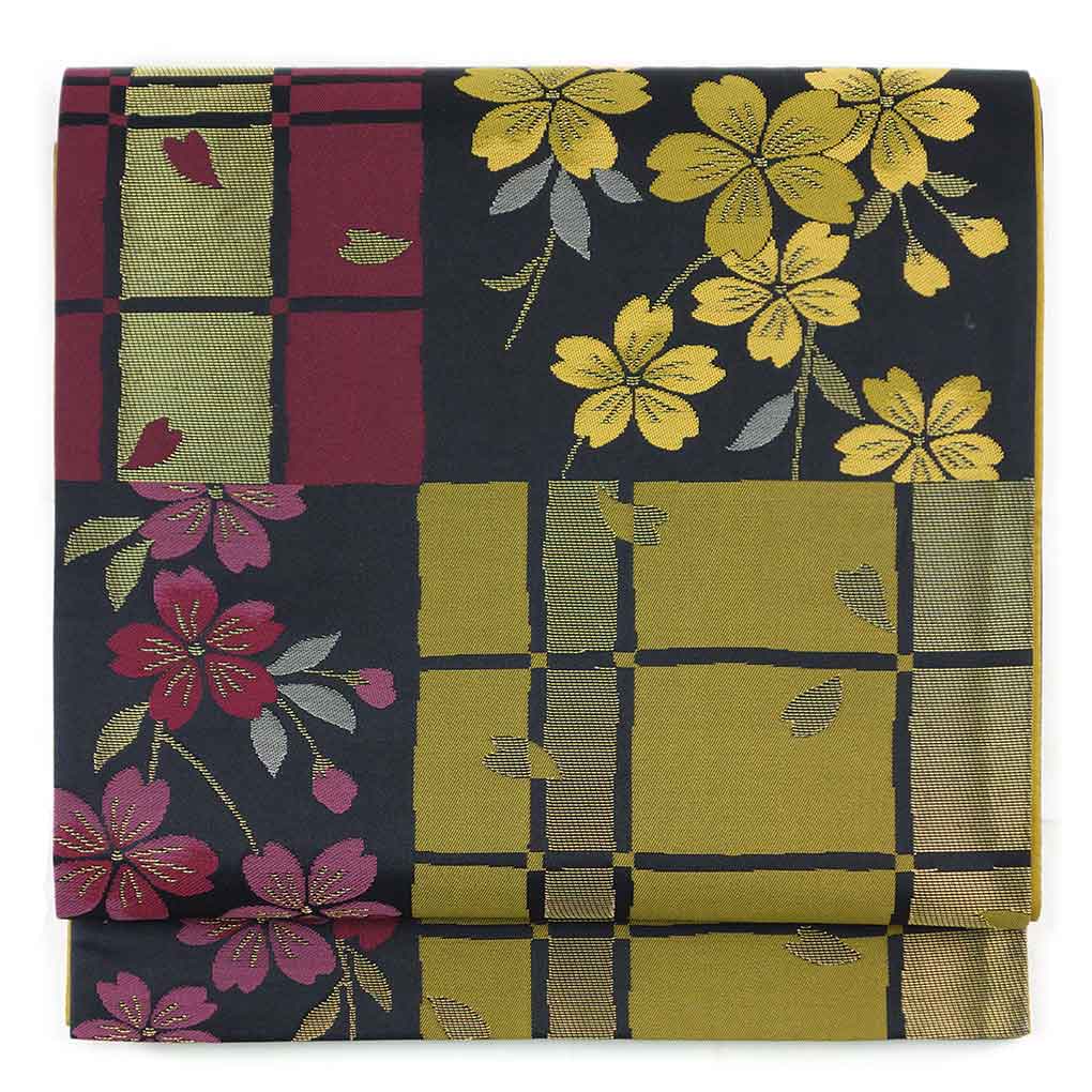 袋帯 リサイクル帯 幅30.5cm 長さ438cm レディース 桜 秋冬春用 正絹（シルク）ブラック 美品 リメイク リユース【ランクA】