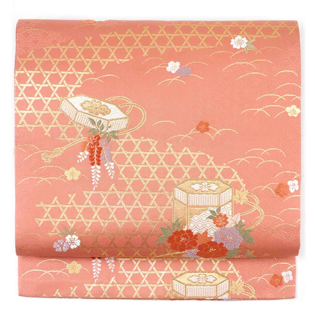 名古屋帯 リサイクル帯 幅30.5cm 長さ362cm レディース 貝桶 秋冬春用 正絹（シルク）ピンク 未使用品 リメイク リユース【ランクS】