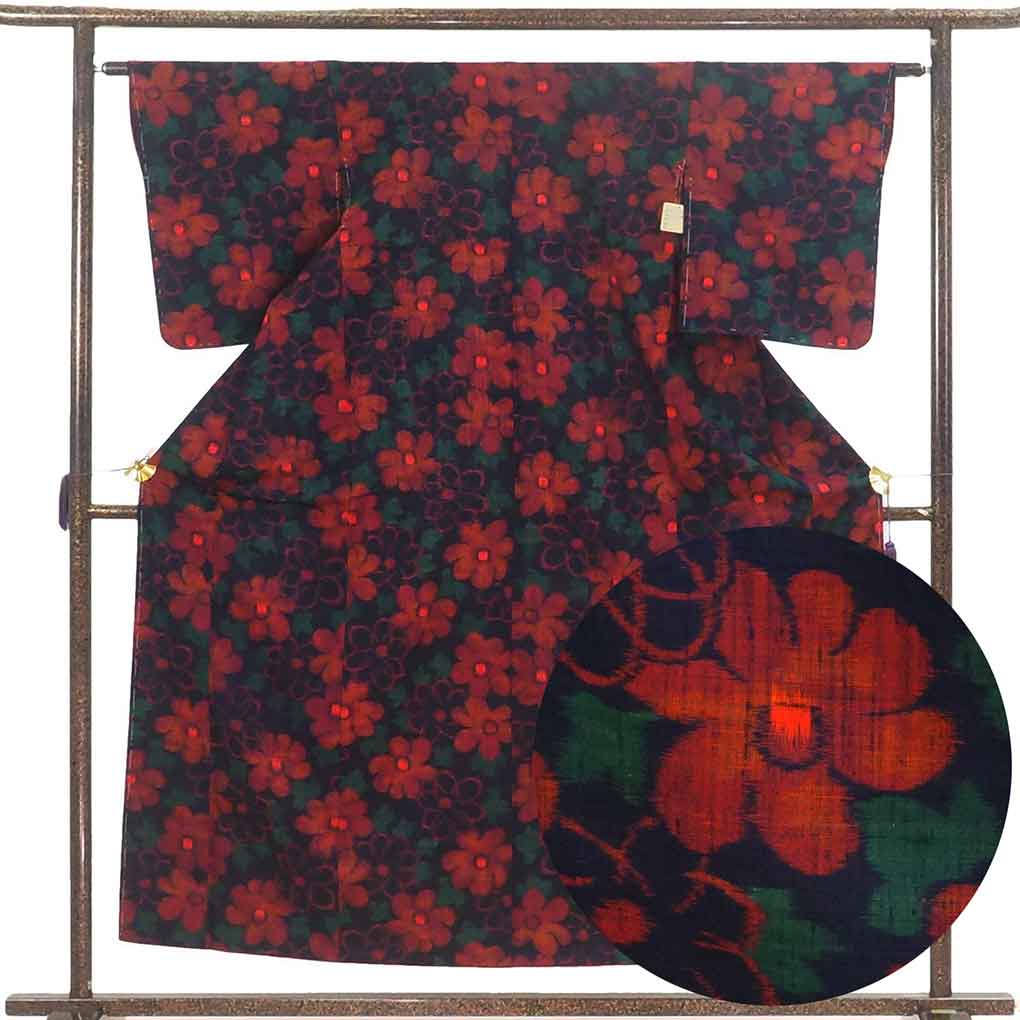 紬 リサイクル着物 身丈155cm 裄62cm 前幅23cm 後幅28cm 袖丈50cm 袖幅32cm レディース 袷 花柄 裄Sサイズ 秋冬春用 正絹（シルク）ネイビー 未使用品 リメイク リユース【ランクS】