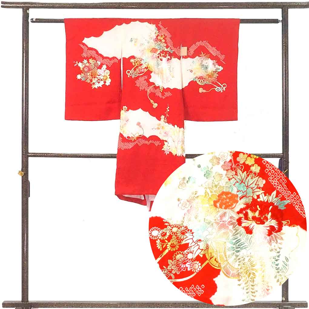 女児着物 リサイクル着物  レディース 袷 金彩 秋冬春用 正絹（シルク）レッド やや難 リメイク リユース【ランクB】