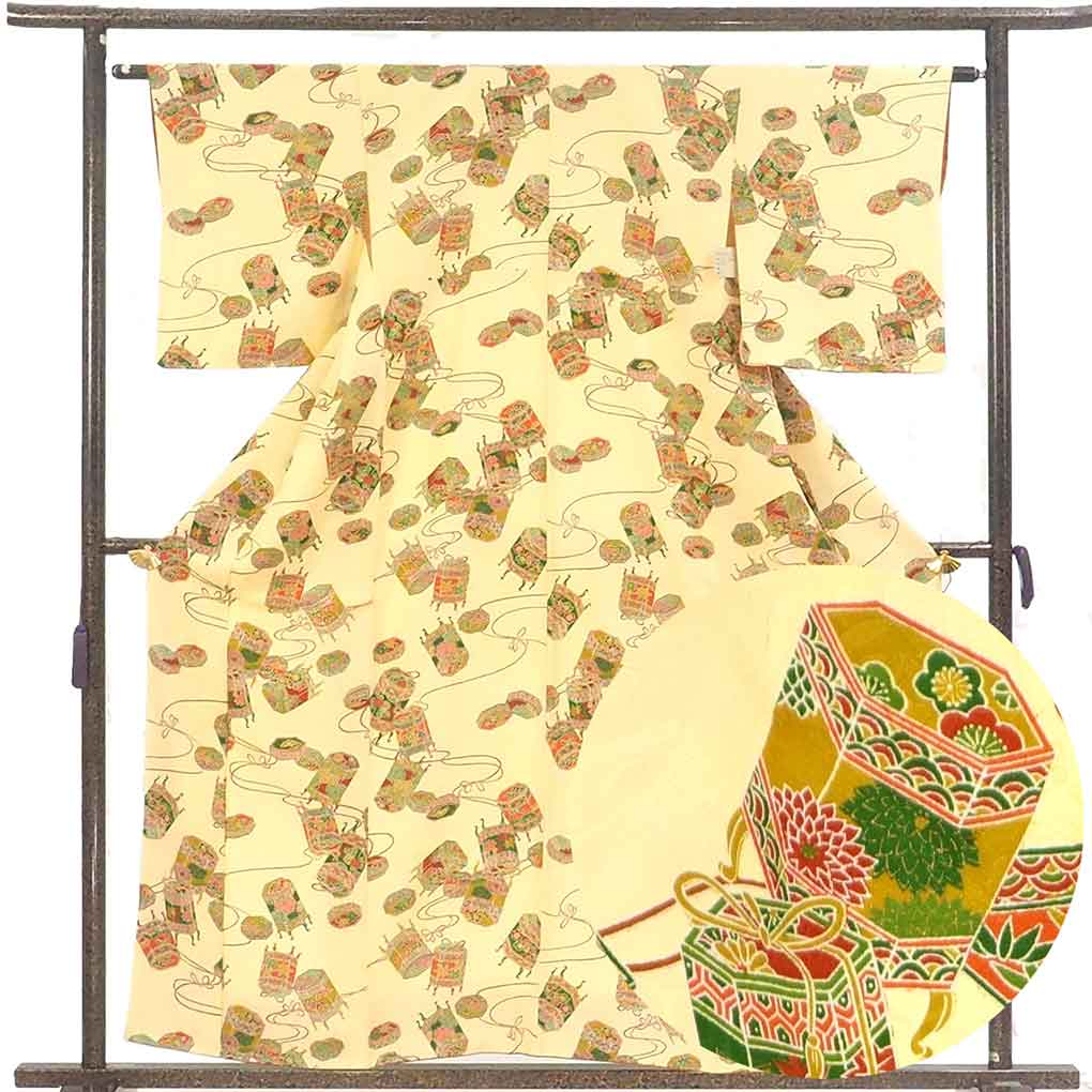 No.156子供着物正絹七五三美品です。綺麗着丈99センチ裄丈45センチ No.156子供着物正絹七五三美品です。綺麗着丈99センチ裄丈45