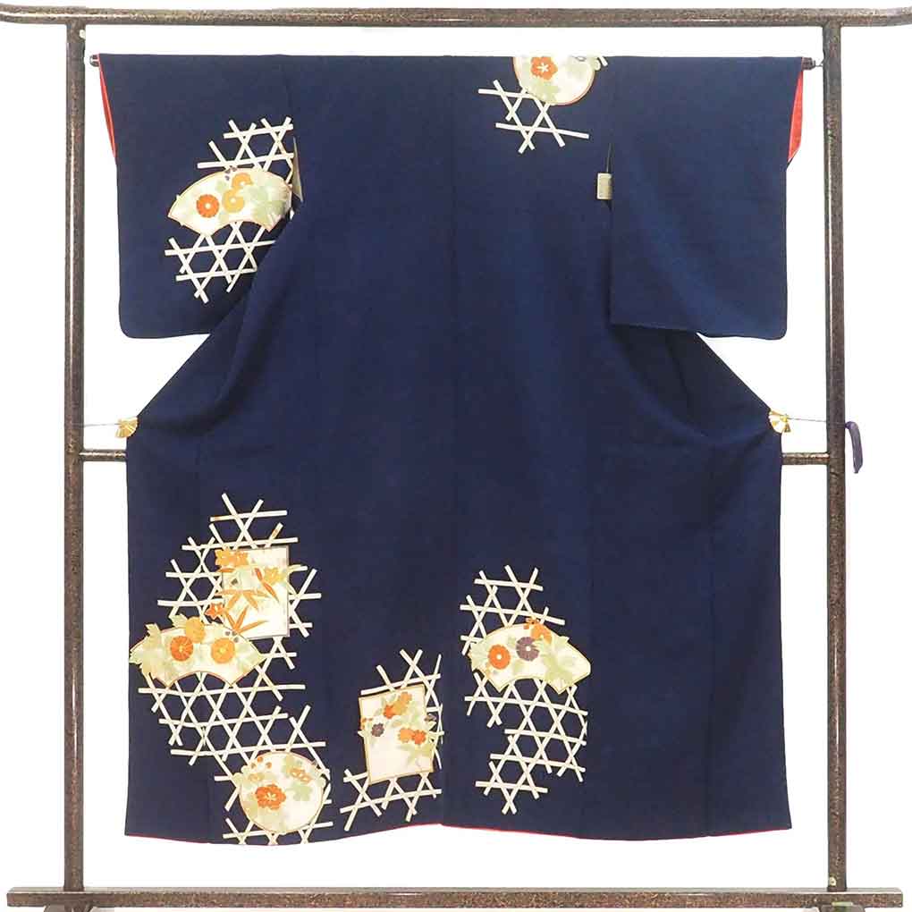 訪問着 リサイクル着物 身丈150cm 裄65cm 前幅23.5cm 後幅28cm 袖丈55cm 袖幅33cm レディース 袷 籠目 裄Mサイズ 秋冬春用 正絹（シルク）ネイビー 難有り リメイク リユース【ランクC】
