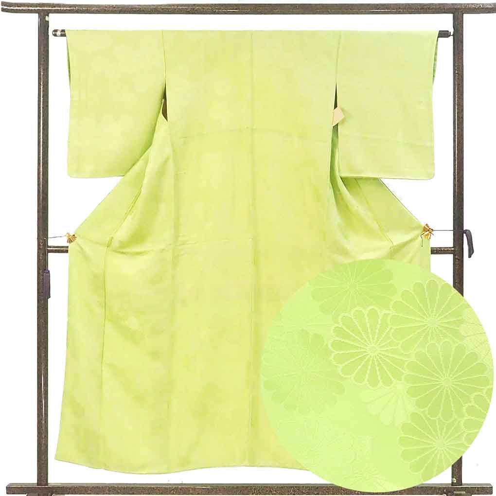 色無地 リサイクル着物 身丈153cm 裄62cm 前幅24.5cm 後幅28.5cm 袖丈52cm 袖幅32cm レディース 袷 無地 裄Sサイズ 秋冬春用 正絹（シルク）グリーン やや難 リメイク リユース【ランクB】