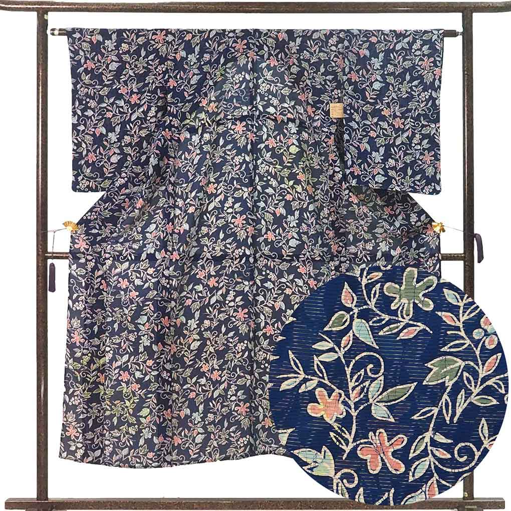 小紋 リサイクル着物 身丈148cm 裄63cm 前幅23cm 後幅30cm 袖丈56cm 袖幅32.5cm レディース 花柄 裄Mサイズ 夏用 正絹（シルク）ネイビー 難有り リメイク リユース【ランクC】