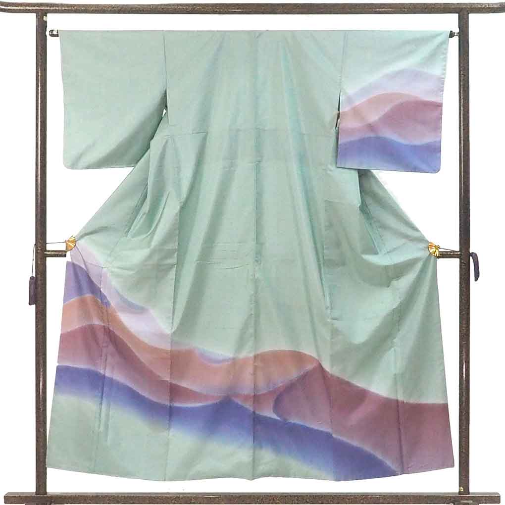 訪問着 リサイクル着物 身丈155cm 裄65cm 前幅25cm 後幅30cm 袖丈49cm 袖幅34cm レディース 袷 遠山 裄Mサイズ 秋冬春用 正絹（シルク）グリーン 美品 大島紬 リメイク リユース【ランクA】