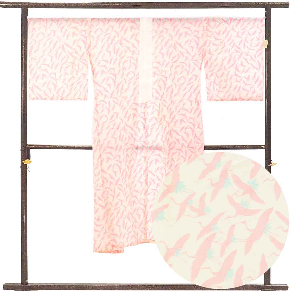 長襦袢 リサイクル着物 襦袢丈133cm 裄69cm 袖丈49cm 袖幅34cm レディース 単衣 鶴 裄長 裄L-LLサイズ 初夏・初秋用 ウール ピンク やや難 リメイク リユース【ランクB】