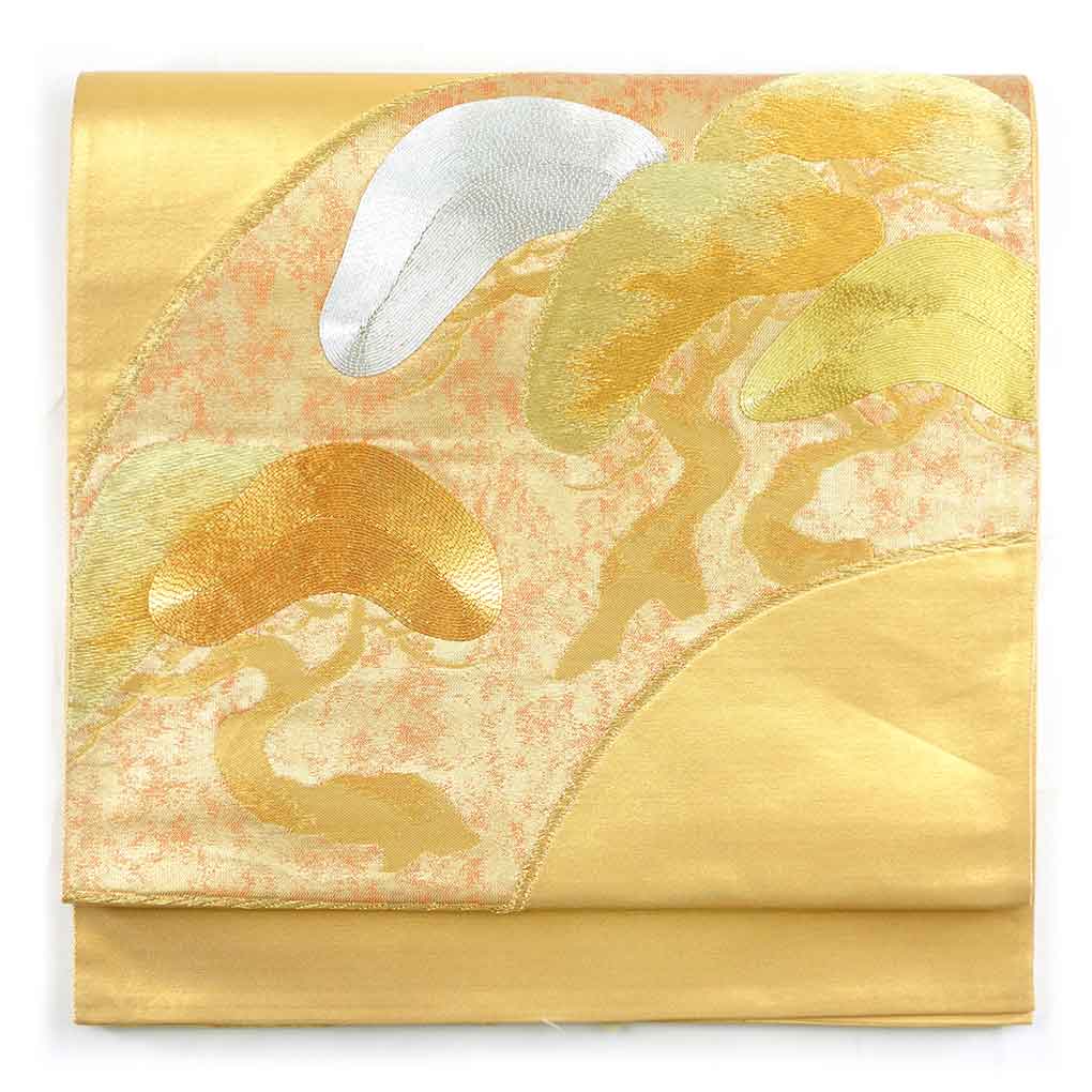 袋帯 リサイクル帯 幅31cm 長さ441cm レディース 松 秋冬春用 正絹（シルク）ゴールド やや難 リメイク リユース【ランクB】