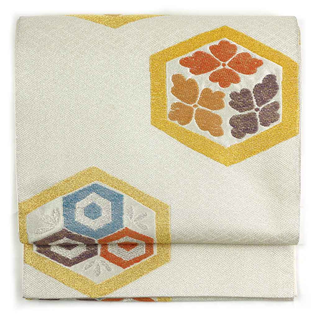 袋帯 リサイクル帯 幅30.5cm 長さ447cm レディース 亀甲 秋冬春用 正絹（シルク）シルバー 美品 リメイク リユース【ランクA】