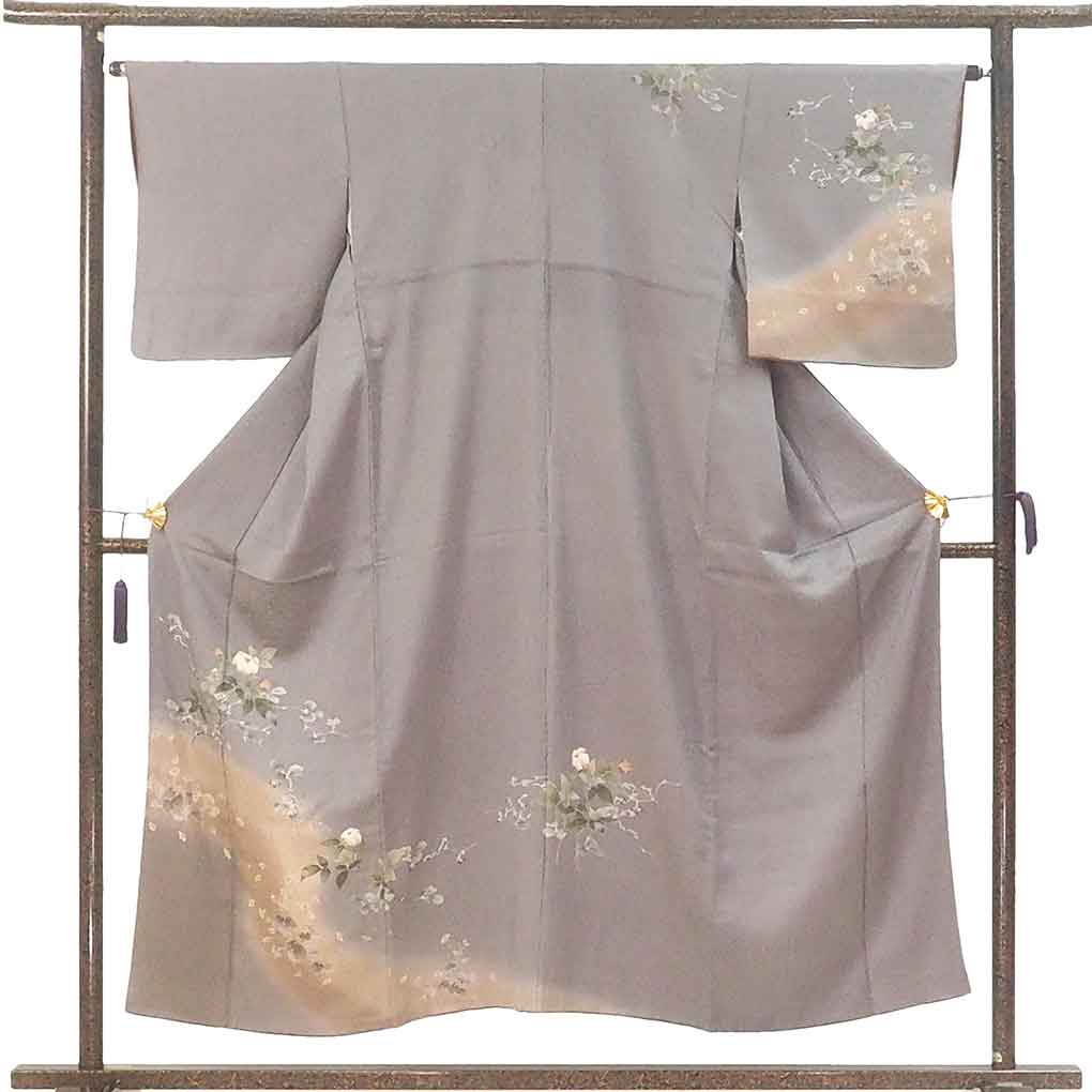 訪問着 リサイクル着物 身丈153cm 裄65cm 前幅26cm 後幅30.5cm 袖丈48cm 袖幅32cm レディース 袷 花柄 裄Mサイズ 秋冬春用 正絹（シルク）グレー 美品 リメイク リユース【ランクA】