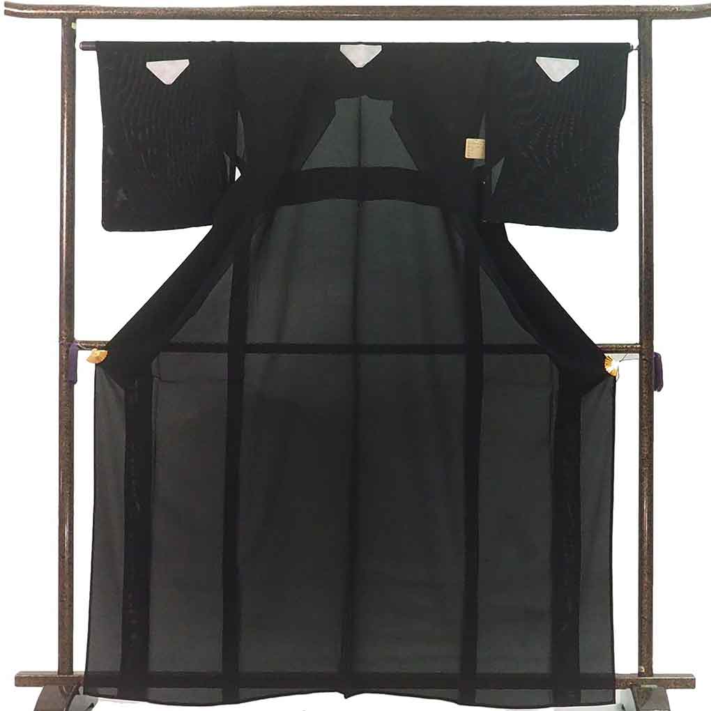 喪服（黒紋付） リサイクル着物 身丈167cm 裄66cm 前幅23cm 後幅31cm 袖丈49cm 袖幅33cm レディース 無地 裄長 裄M-Lサイズ 夏用 正絹（シルク）ブラック トールサイズ 未使用品 リメイク リユース【ランクS】