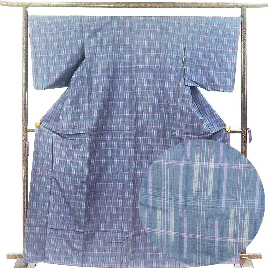 紬 リサイクル着物 身丈168cm 裄68cm 前幅25cm 後幅32cm 袖丈51cm 袖幅34cm レディース 袷 絣模様 裄長 裄Lサイズ 秋冬春用 正絹（シルク）グレー トールサイズ 未使用品 リメイク リユース【ランクS】