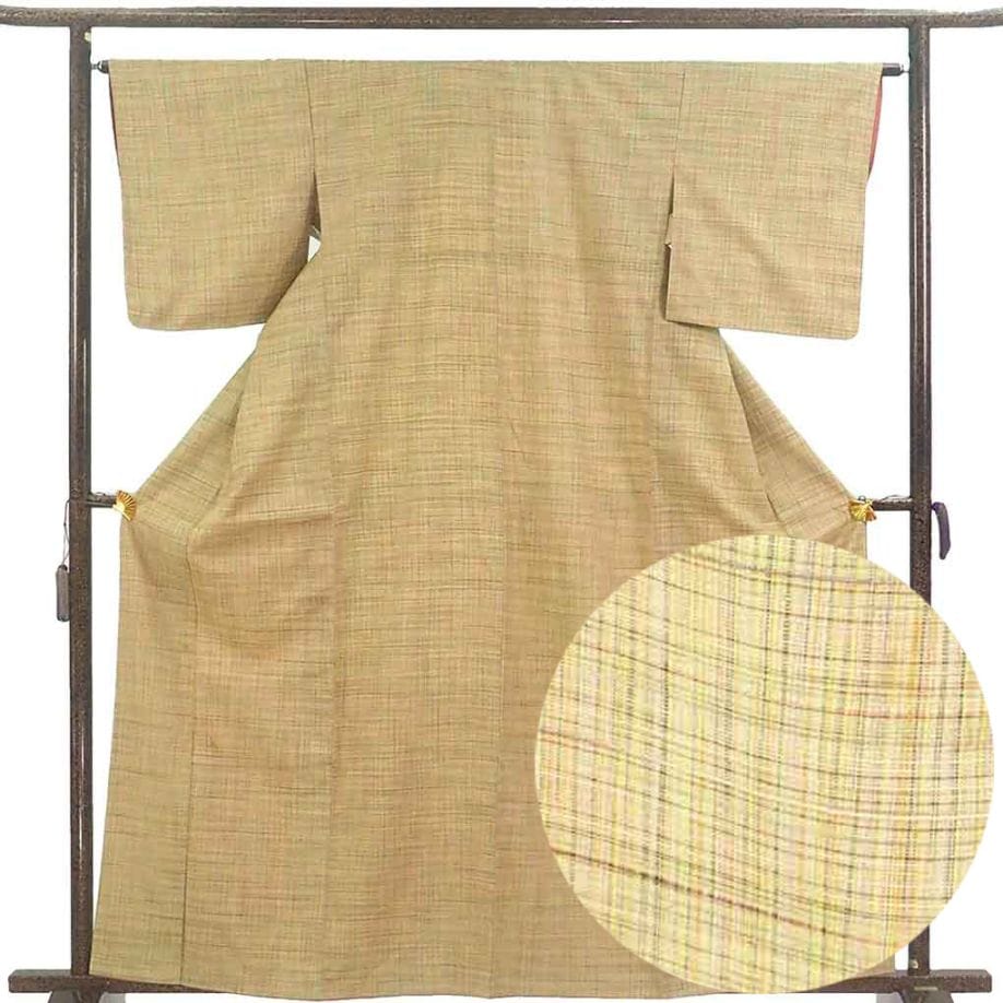 紬 リサイクル着物 身丈163cm 裄64cm 前幅25cm 後幅30cm 袖丈49cm 袖幅32cm レディース 袷 格子 裄Mサイズ 秋冬春用 正絹（シルク）イエロー やや難 リメイク リユース【ランクB】