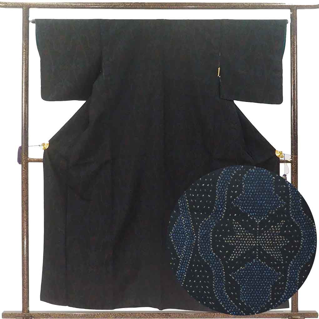 紬 リサイクル着物 身丈159cm 裄65cm 前幅25cm 後幅31cm 袖丈47cm 袖幅33cm レディース 袷 抽象柄 裄Mサイズ 秋冬春用 正絹（シルク）ブラック 美品 リメイク リユース【ランクA】