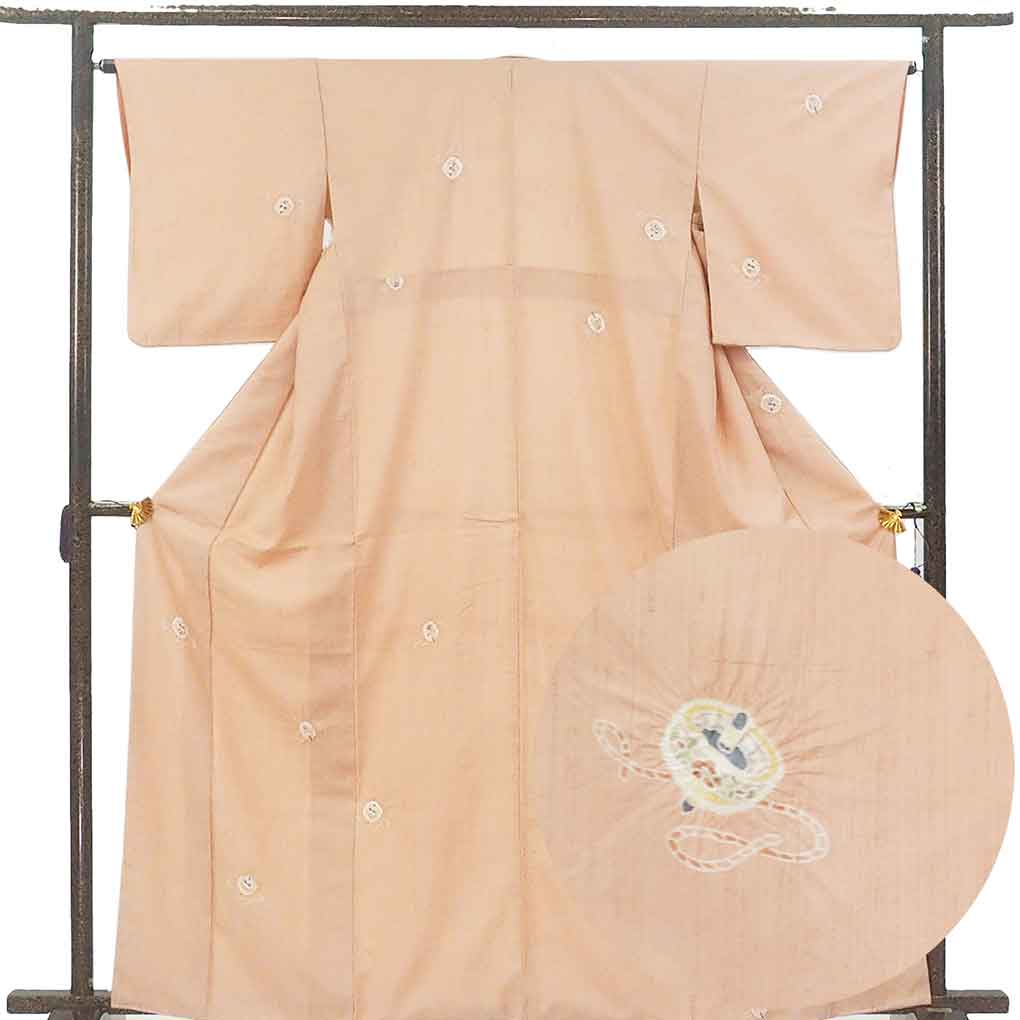 紬 リサイクル着物 身丈164cm 裄66cm 前幅24cm 後幅28cm 袖丈49cm 袖幅33cm レディース 袷 絞り 裄長 裄M-Lサイズ 秋冬春用 正絹（シルク）ピンク トールサイズ 美品 リメイク リユース【ランクA】