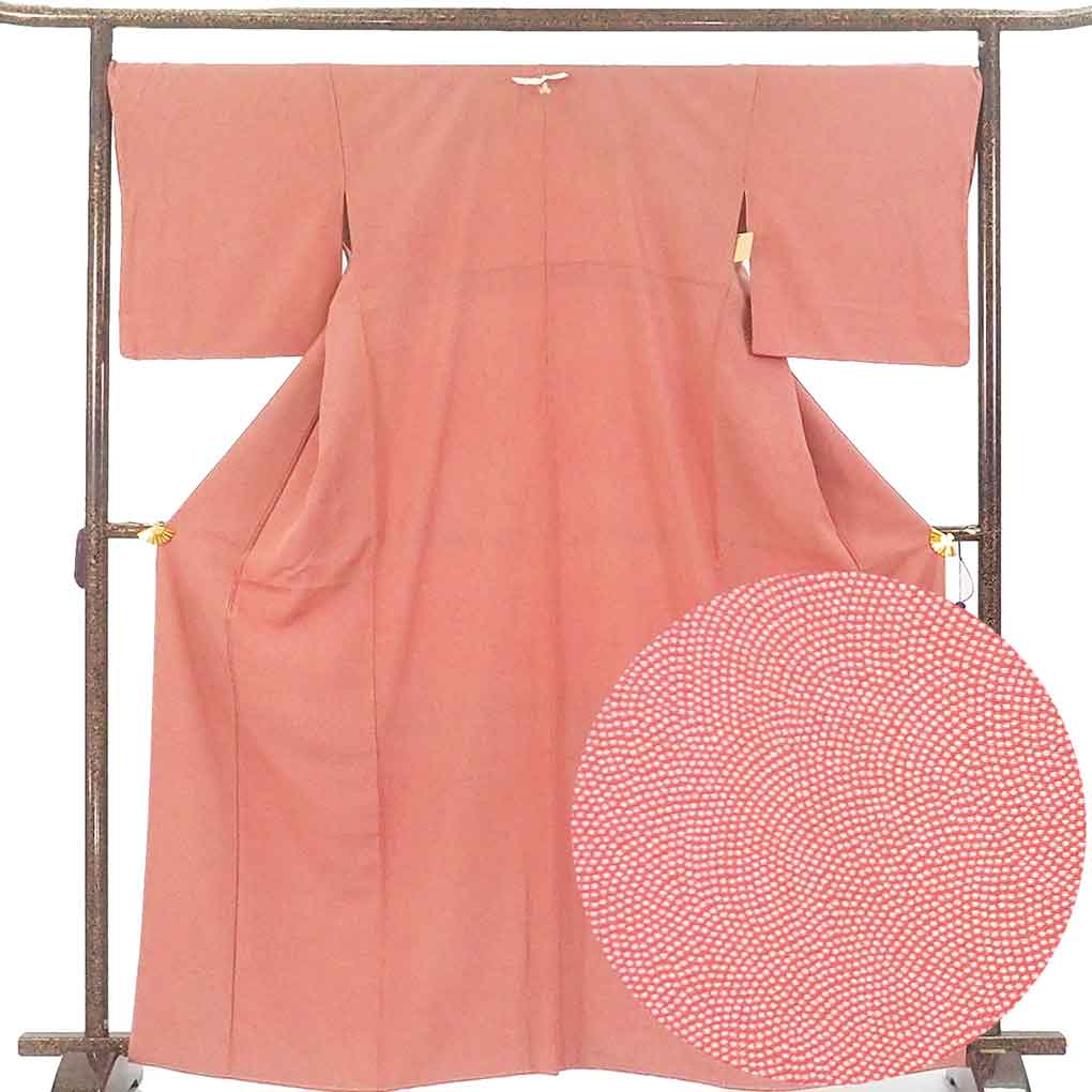 小紋 リサイクル着物 身丈166cm 裄69cm 前幅24cm 後幅30cm 袖丈49cm 袖幅35cm レディース 袷 鮫小紋 裄長 裄L-LLサイズ 秋冬春用 正絹（シルク）ピンク トールサイズ 未使用品 リメイク リユース【ランクS】