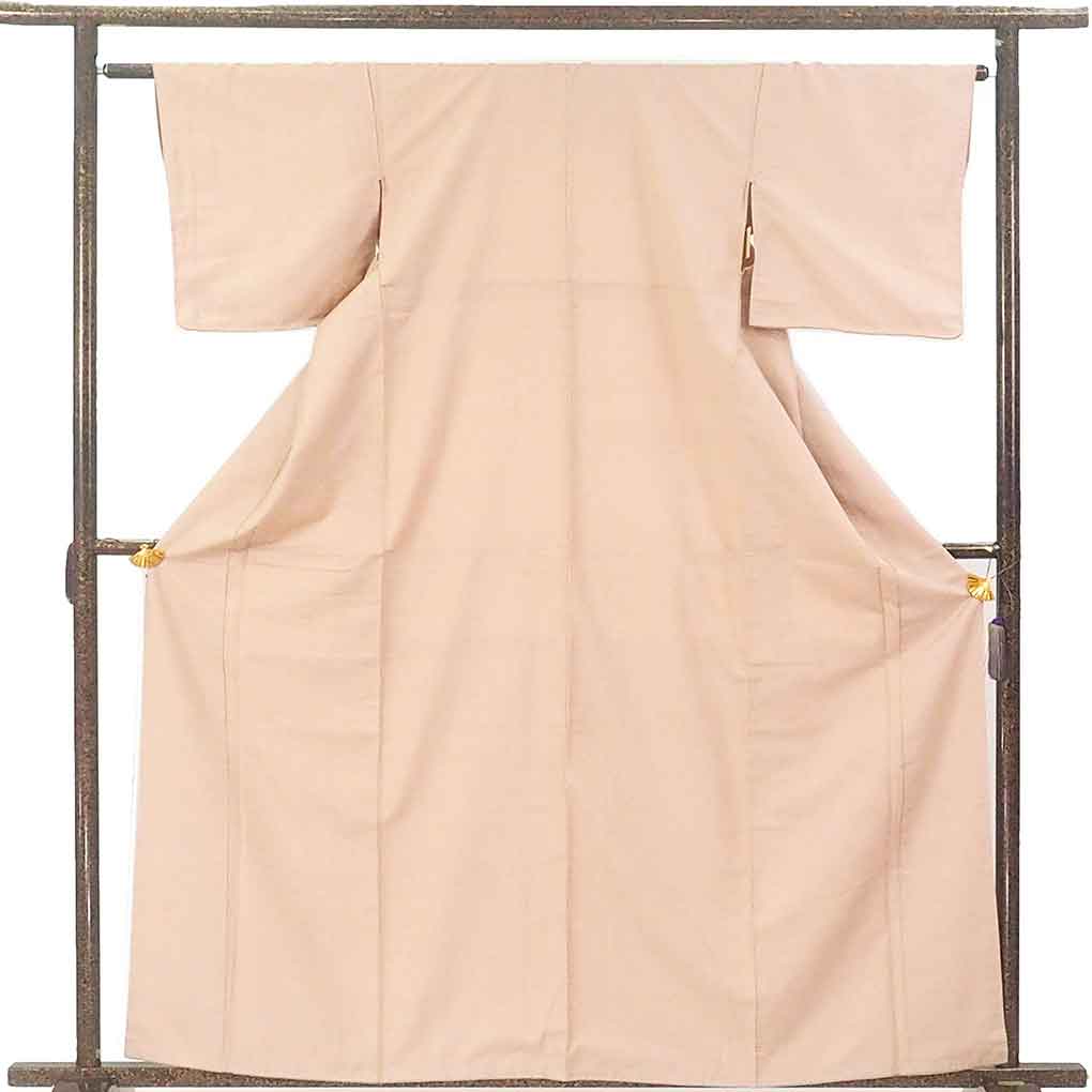 紬 リサイクル着物 身丈163cm 裄63cm 前幅23.5cm 後幅29cm 袖丈45cm 袖幅32cm レディース 袷 無地 裄Mサイズ 秋冬春用 正絹（シルク）ブラウン 美品 リメイク リユース【ランクA】