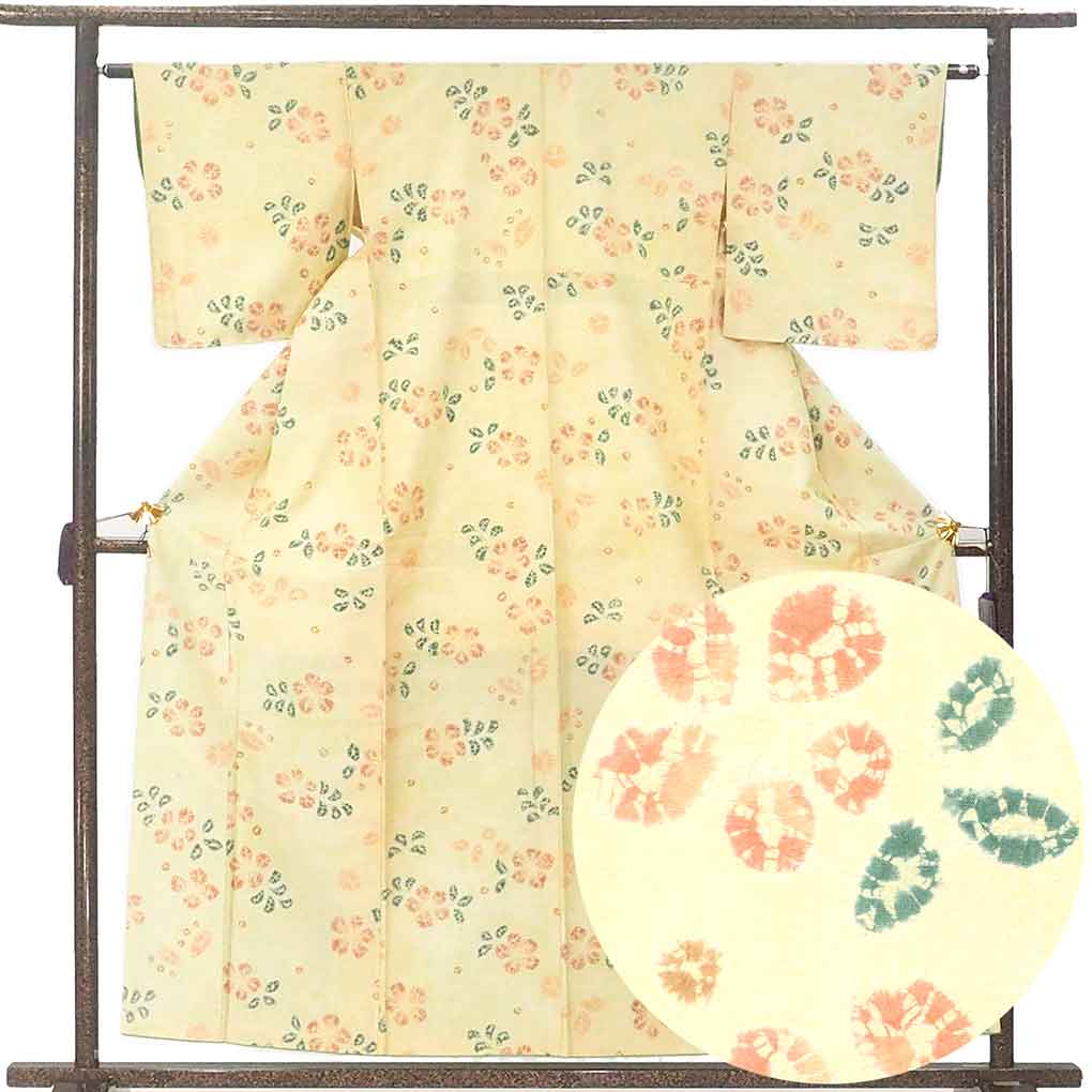 紬 リサイクル着物 身丈157cm 裄62cm 前幅24cm 後幅28cm 袖丈47cm 袖幅32cm レディース 袷 絞り 裄Sサイズ 秋冬春用 正絹（シルク）グリーン 未使用品 リメイク リユース【ランクS】