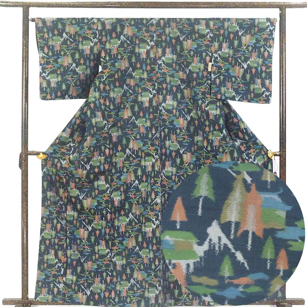 紬 リサイクル着物 身丈163cm 裄65cm 前幅27cm 後幅30cm 袖丈49cm 袖幅33cm レディース 袷 木立 裄Mサイズ 秋冬春用 正絹（シルク）ネイビー 美品 リメイク リユース【ランクA】