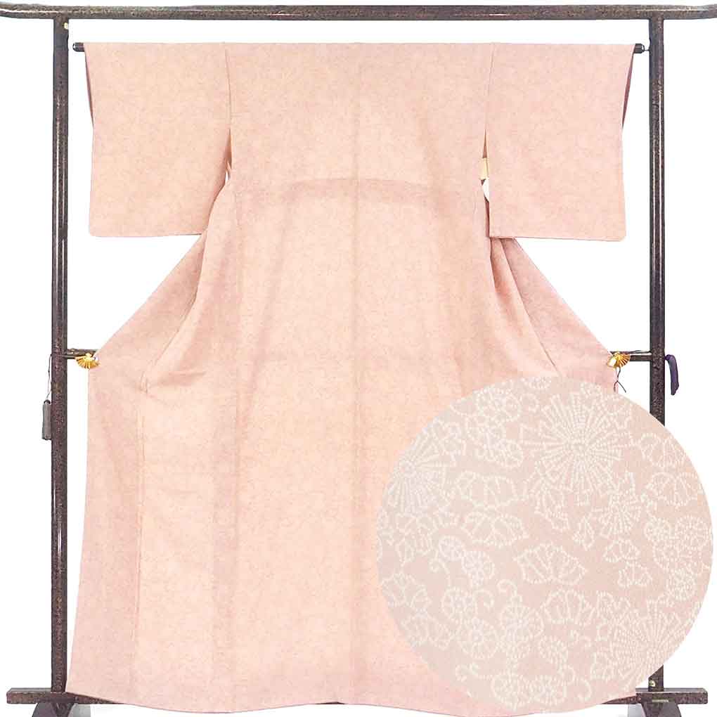 小紋 リサイクル着物 身丈162cm 裄64cm 前幅24cm 後幅30cm 袖丈49cm 袖幅32cm レディース 袷 花柄 裄Mサイズ 秋冬春用 正絹（シルク）ピンク 美品 リメイク リユース【ランクA】