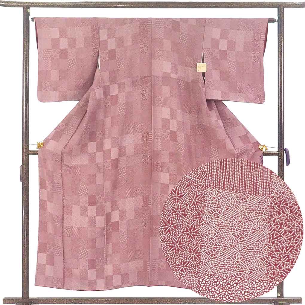 小紋 リサイクル着物 身丈154cm 裄63cm 前幅24cm 後幅29cm 袖丈48cm 袖幅33cm レディース 袷 江戸小紋 裄Mサイズ 秋冬春用 正絹（シルク）パープル 美品 リメイク リユース【ランクA】