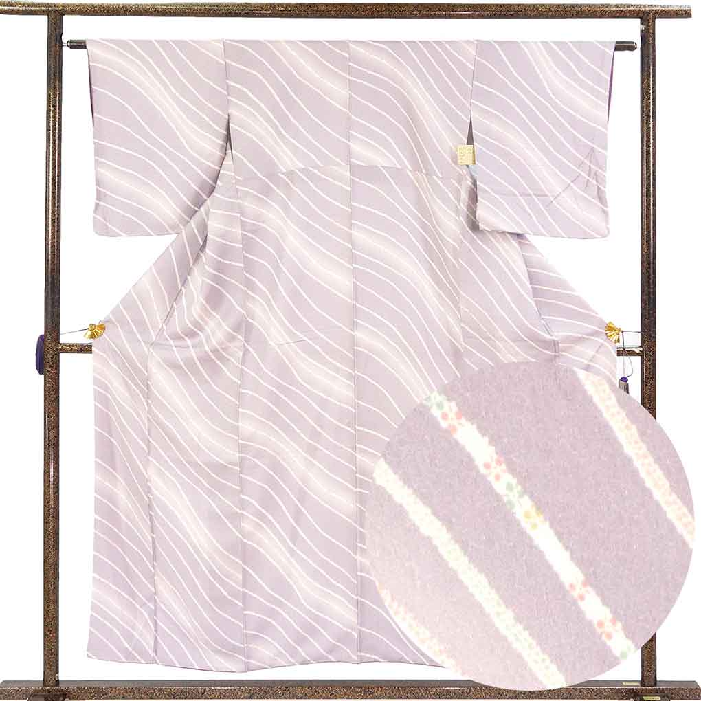 小紋 リサイクル着物 身丈156cm 裄62cm 前幅22cm 後幅28cm 袖丈49cm 袖幅32cm レディース 袷 連続模様 裄Sサイズ 秋冬春用 正絹（シルク）パープル 美品 リメイク リユース【ランクA】