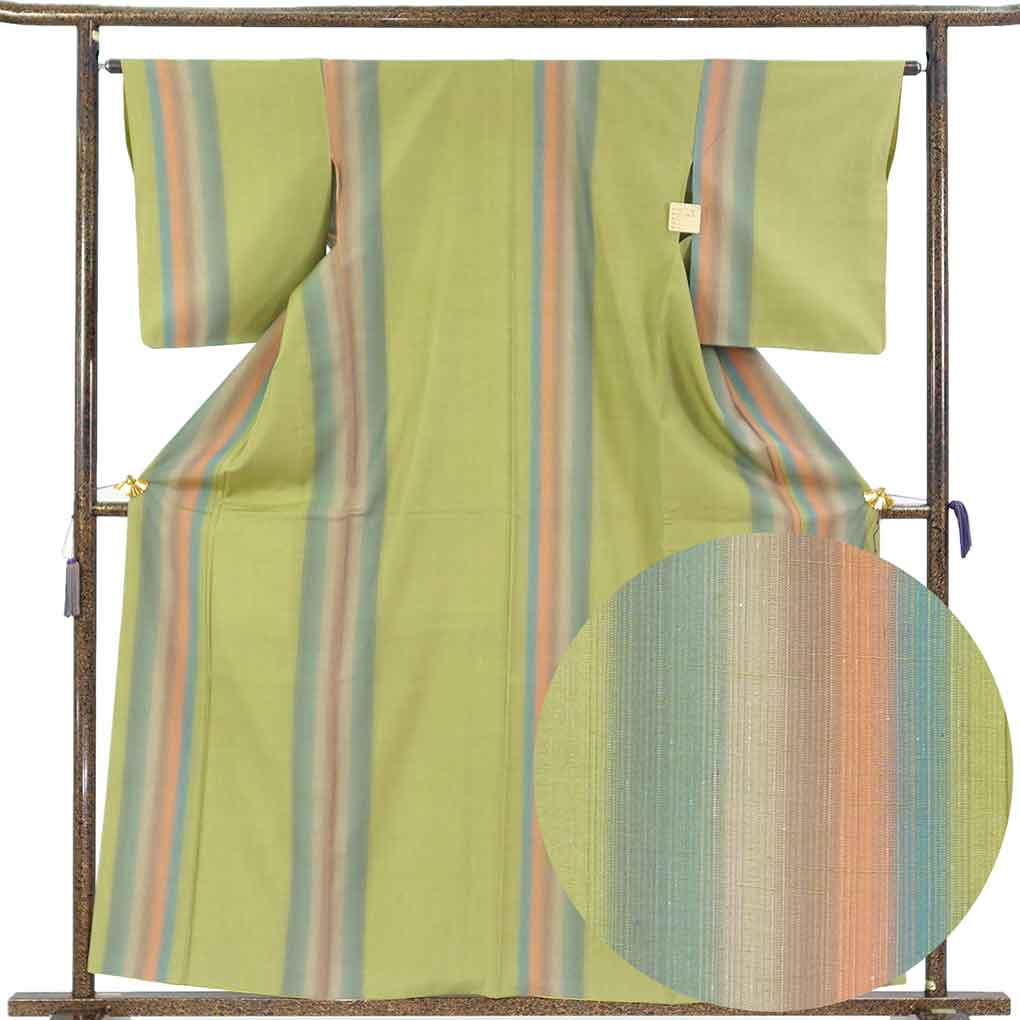 紬 リサイクル着物 身丈160cm 裄64cm 前幅23.5cm 後幅29cm 袖丈51cm 袖幅32cm レディース 袷 縦ぼかし 裄Mサイズ 秋冬春用 正絹（シルク）グリーン 美品 リメイク リユース【ランクA】