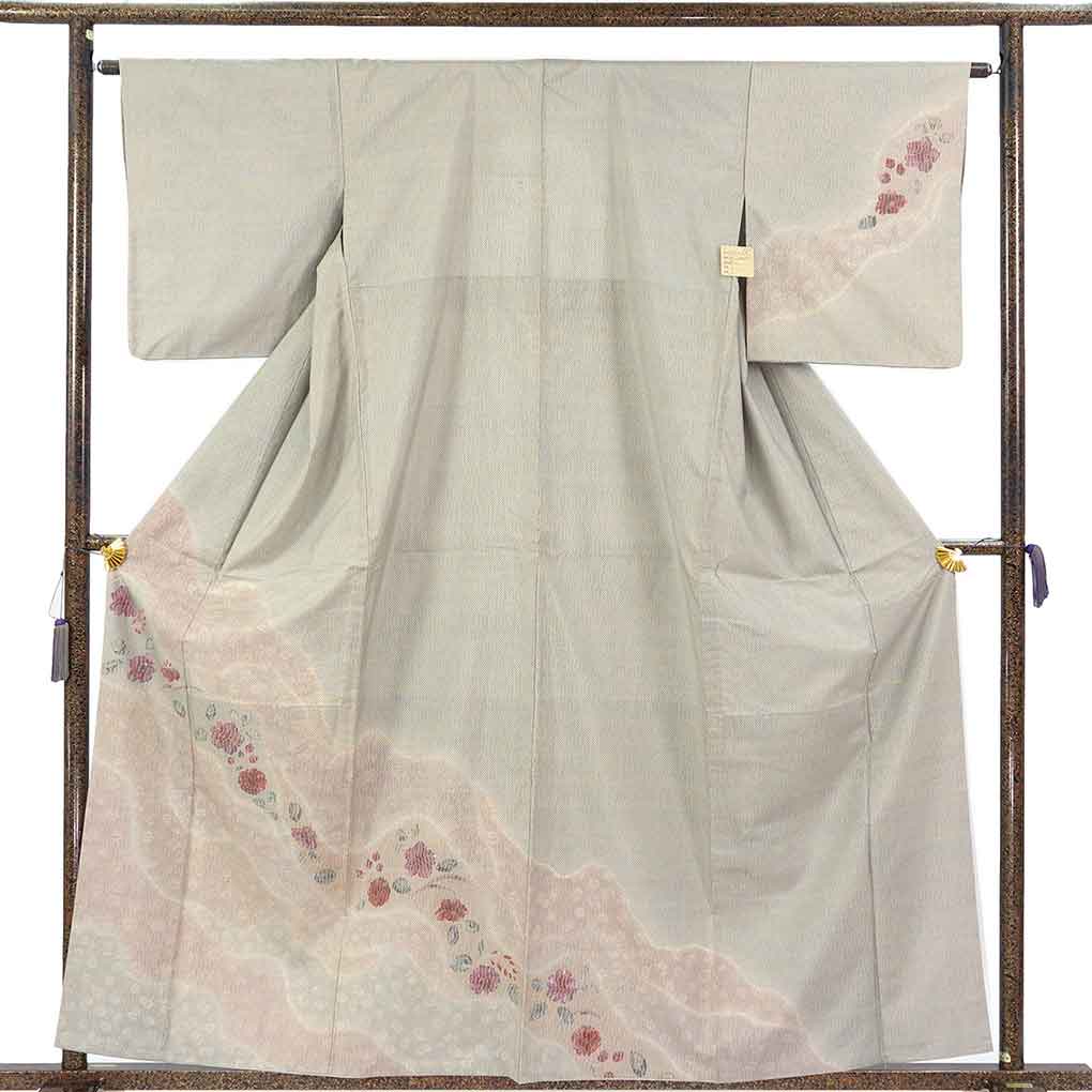 訪問着 リサイクル着物 身丈160cm 裄64cm 前幅26cm 後幅30.5cm 袖丈48cm 袖幅32cm レディース 胴抜裾八掛 花柄 裄Mサイズ 秋冬春用 正絹（シルク）グレー 美品 リメイク リユース【ランクA】