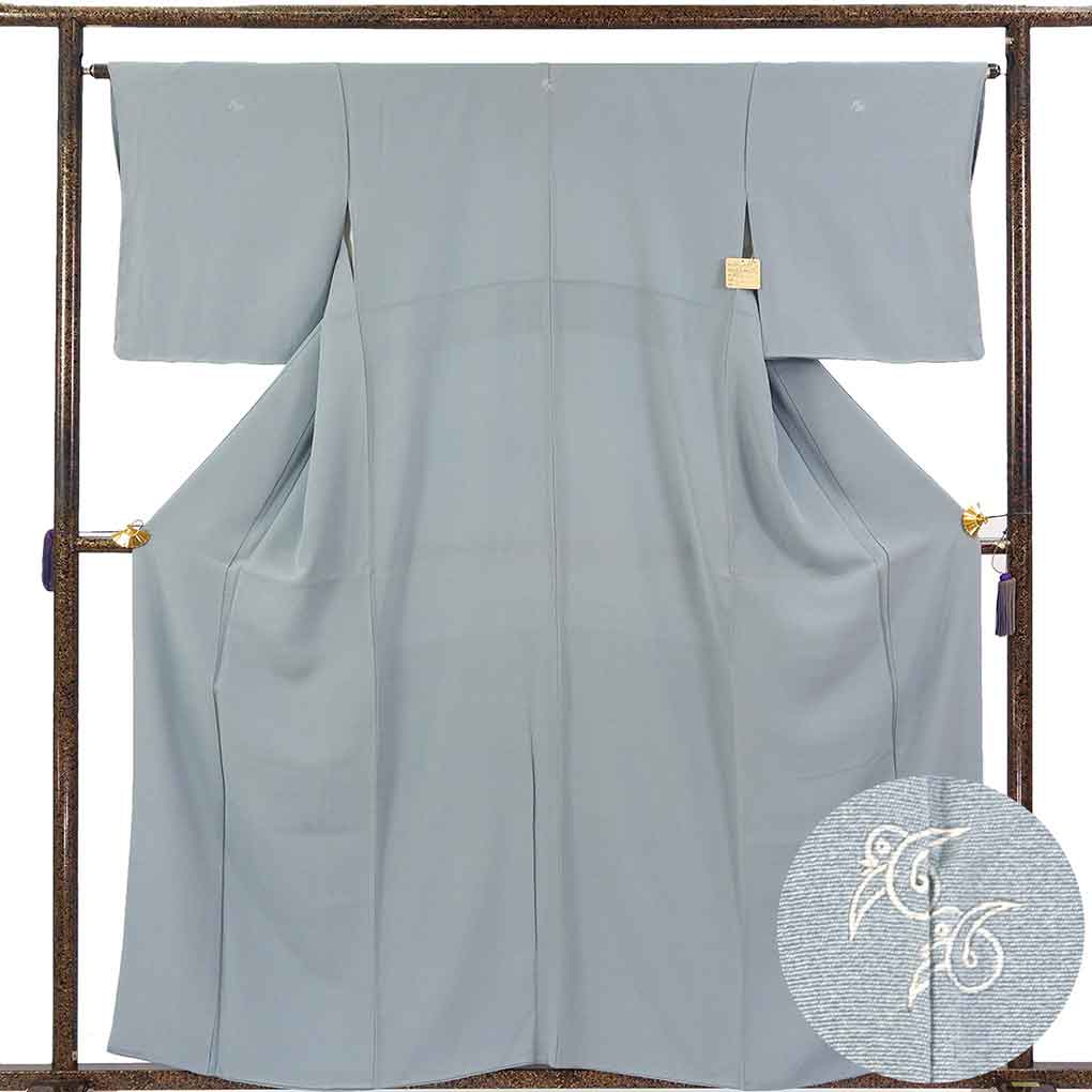 色無地 リサイクル着物 身丈160cm 裄65cm 前幅24.5cm 後幅29cm 袖丈49cm 袖幅34cm レディース 袷 無地 裄Mサイズ 秋冬春用 正絹（シルク）ブルー 未使用品 リメイク リユース【ランクS】